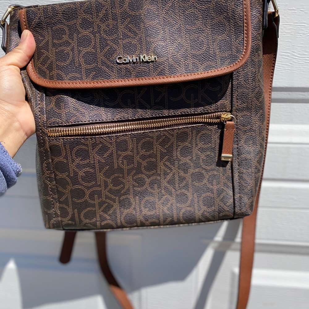 Calvin Klein Crossbody Bag